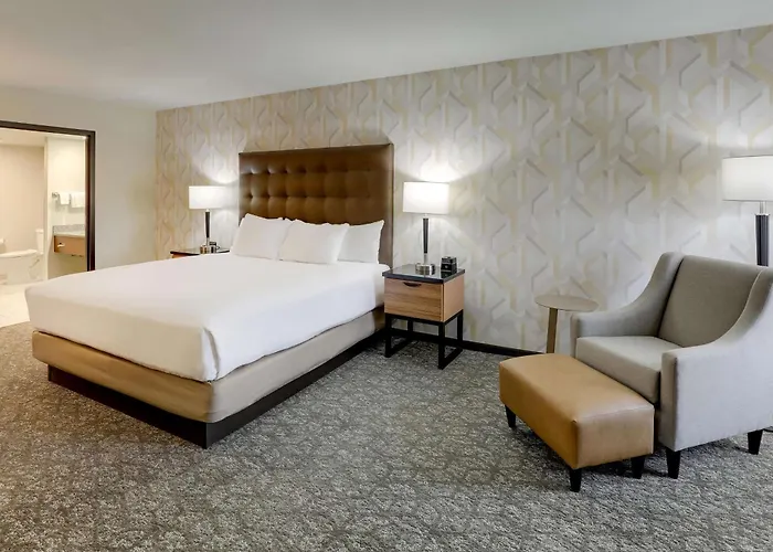 Drury Inn & Suites Birmingham Lakeshore Drive
